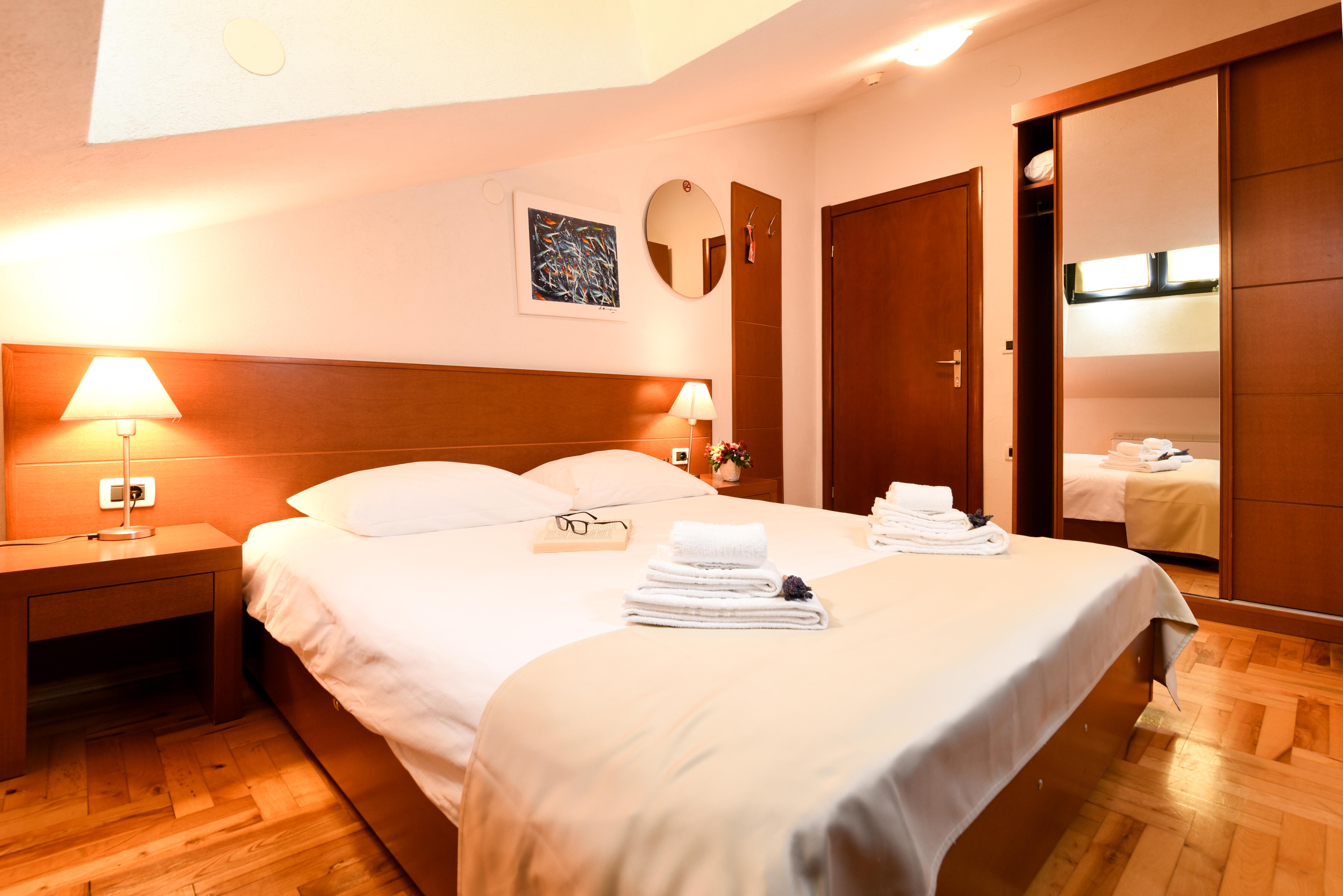 Hotel Park 洛夫兰 外观 照片